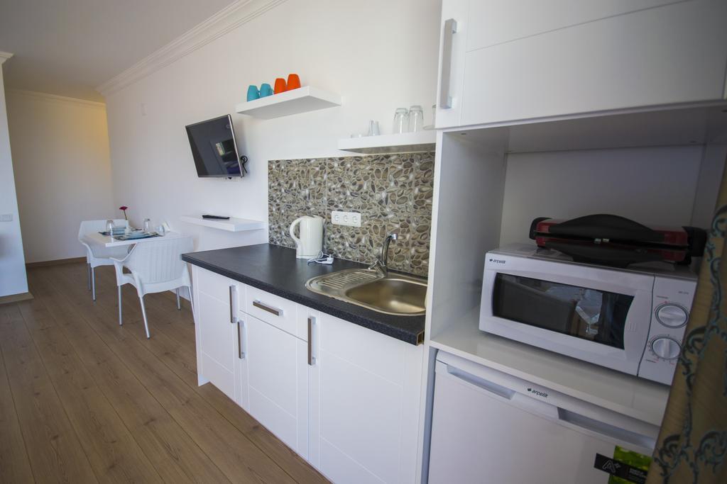 Kelebek Studio Apartments Kalkan Exterior foto